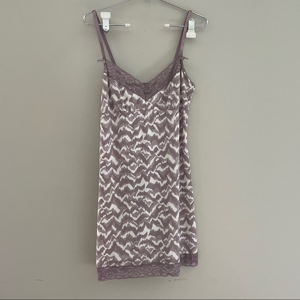 Marlyn Monroe lace detail slip